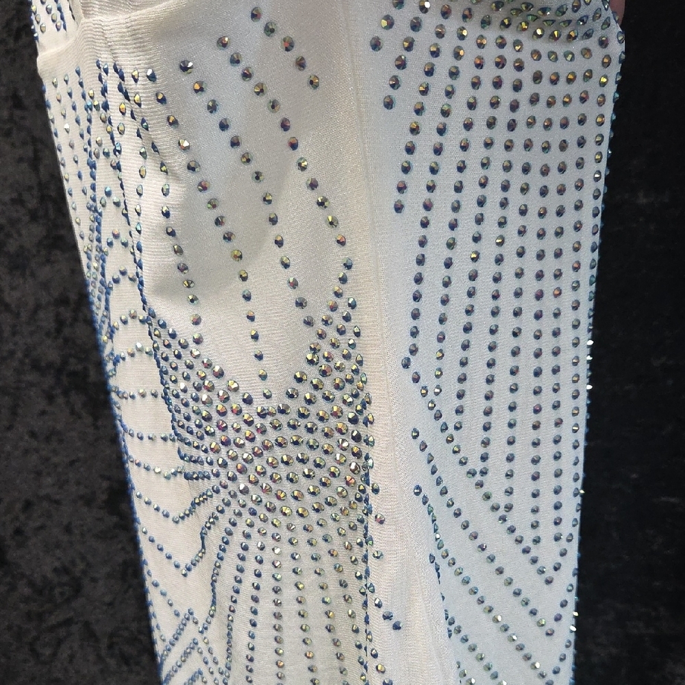 Banjul White Bodycon Fit With Rhinestone Pattern. XS - Picture 14 of 15